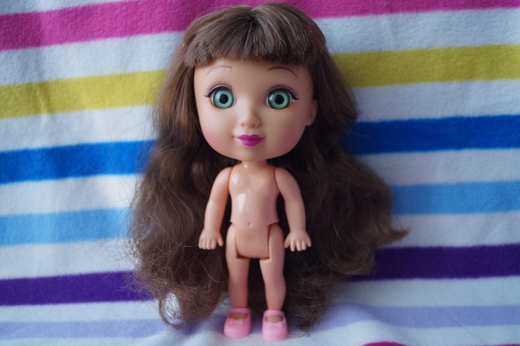 Три разные, но одинаковые куклы. Катя в разных возрастах