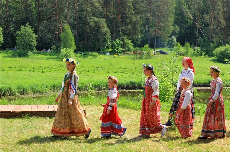 "Троицкие гуляния" в Василёво, 2019 год, заключительная часть. Архитектурно-этнографический музей под открытым небом Василёво