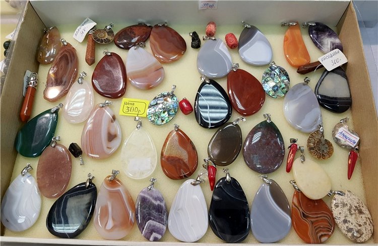 Выставка "Самоцветы Мира" в Твери