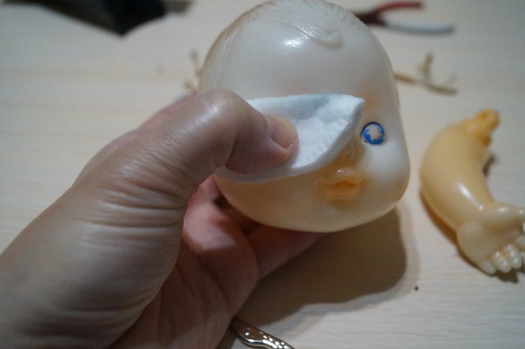 Первая январская выписка, в кругу большой и дружной семьи Жени и Антона. Женечку перепрошила, Антону восстановила цвет