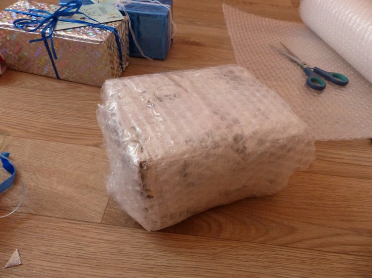 Новогодняя упаковка, провожаем в путь зверяток. Разные фотографии