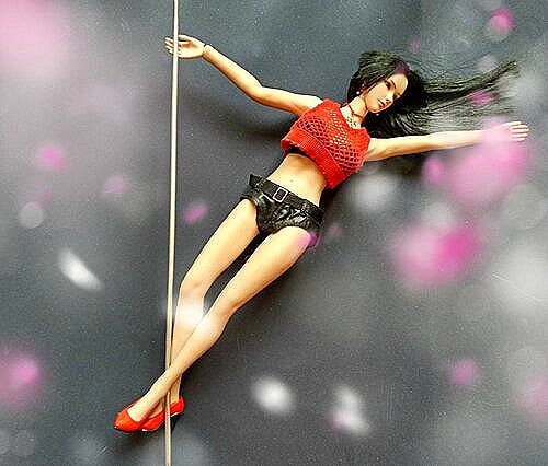 У пилона — Игровые куклы разных производителей (Разное): редкие бренды (фото 5)