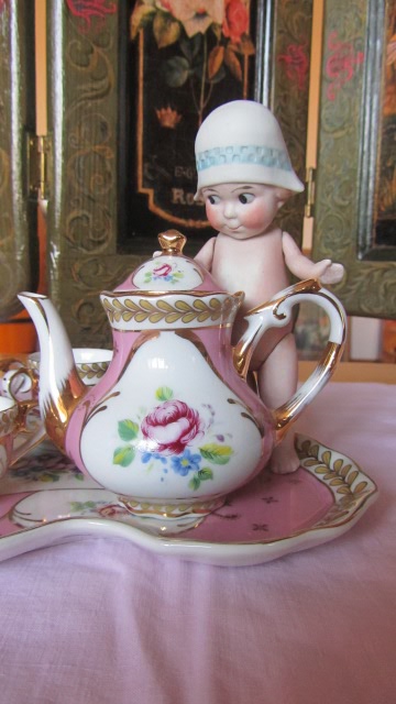 Крошка с ладошку. Осторожно! фото НЮД: 18+ - много, 6+ - в самый раз (фото 9)