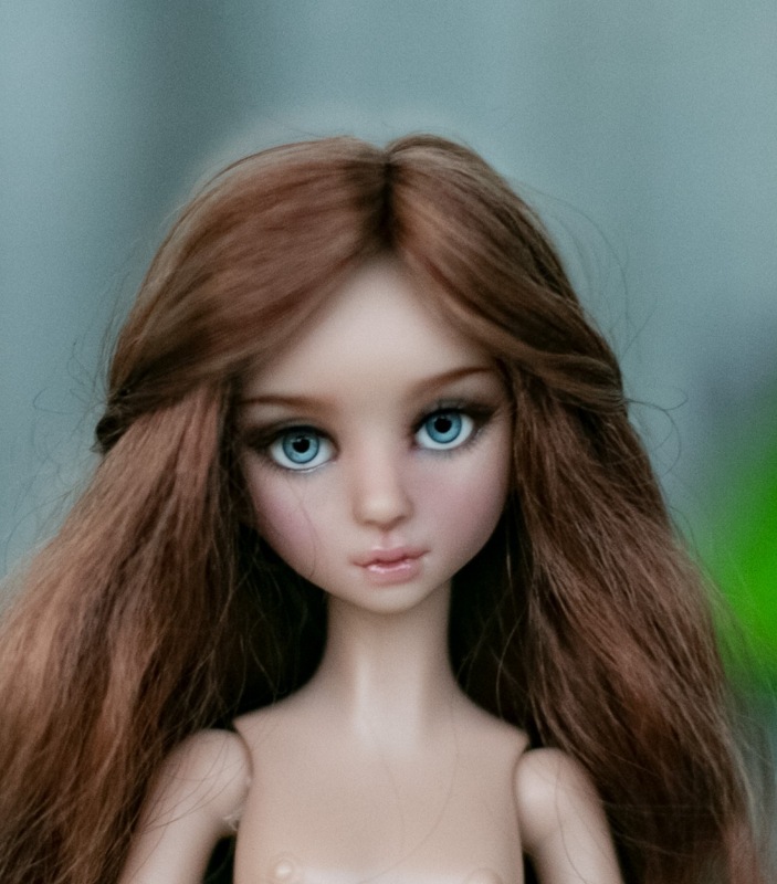 Как Миленка меняла парики и глазки