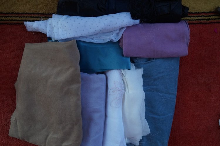 Посылки, посылки - с куклами, игрушками, обувью, одеждой