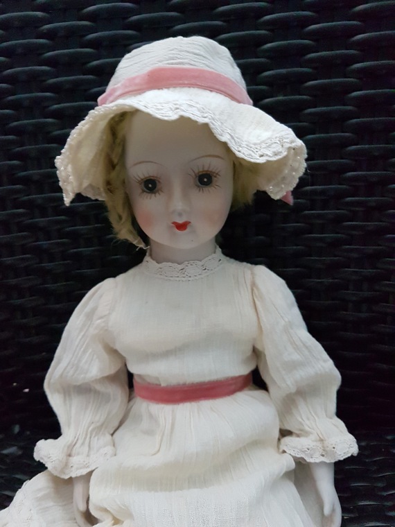 Большая коллекция Винтажных реплик с антикварных кукол