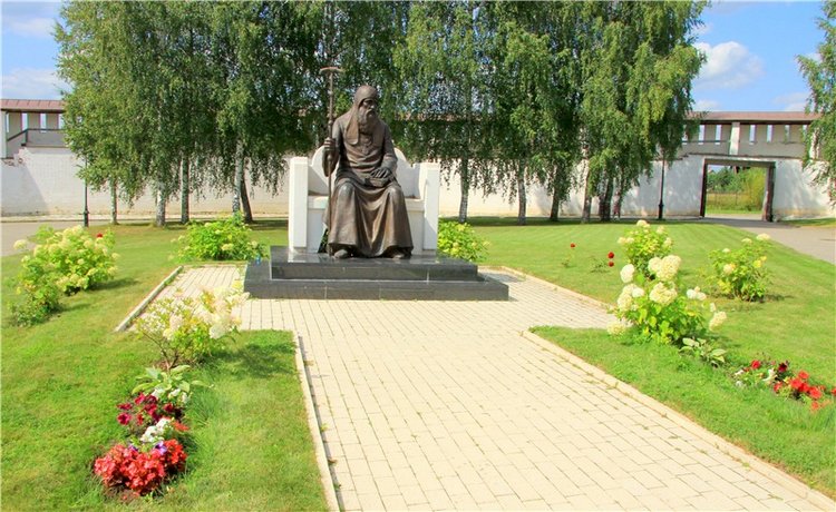 Августовская прогулка в Берново. Zwergnase Mischa