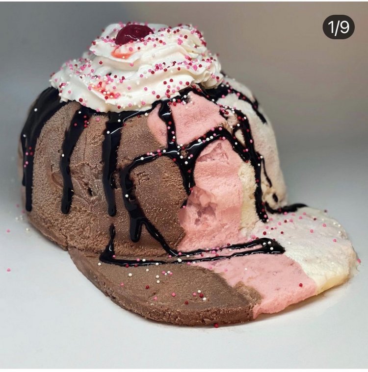 Дизайнер из Бруклина Брайан Дауни создает бейсболки | Бэйбики Дизайнер из Бруклина Брайан Дауни создает бейсболки (фото 2)