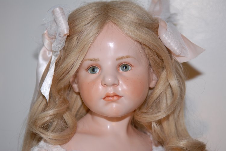 Новый образ для фарфоровой в воске Гунзелки (фото 8)