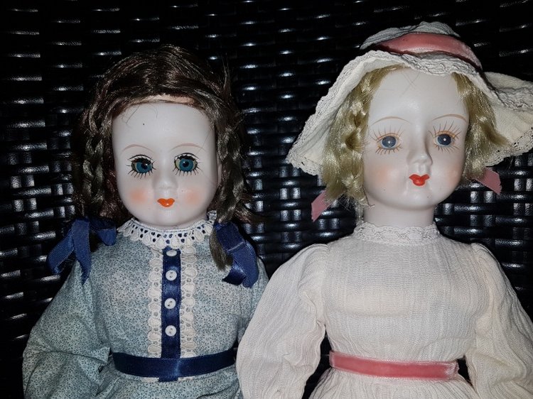 Большая коллекция Винтажных реплик с антикварных кукол