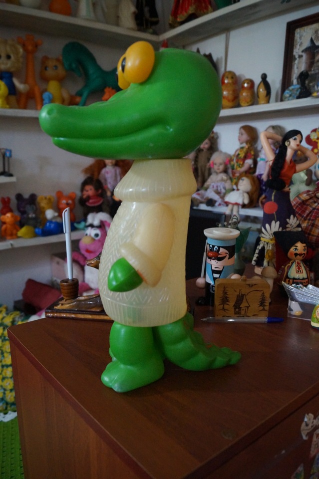 Обзор пластмассовых игрушек СССР, которые живут в моём музее | Бэйбики Обзор пластмассовых игрушек СССР, которые живут в моём музее