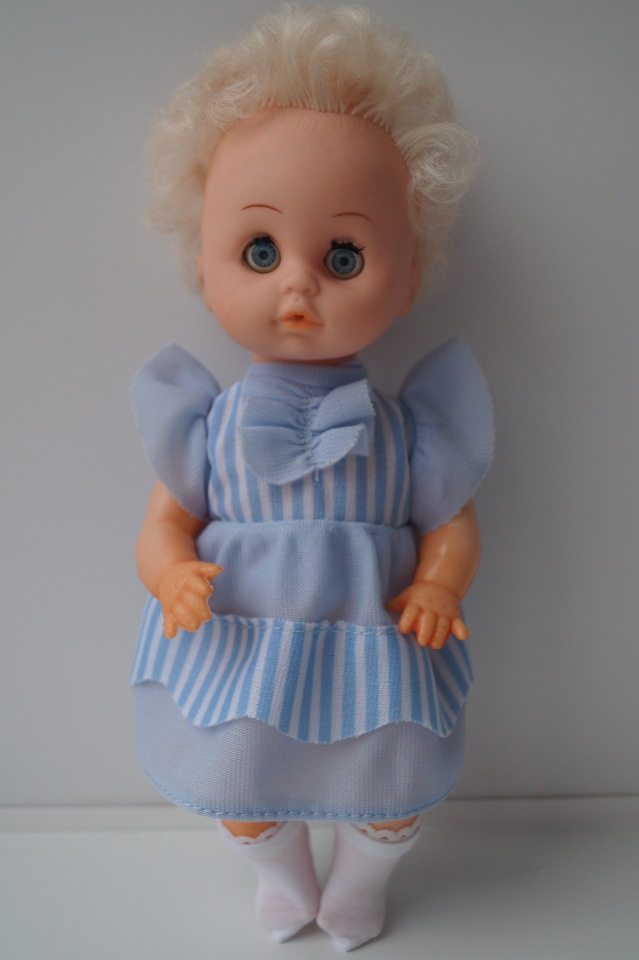 Вторая выписка ноября. Как поставить куклу на ножки, если их нет. Соединяю туловище и голову. У нас и пирамидки лечатся