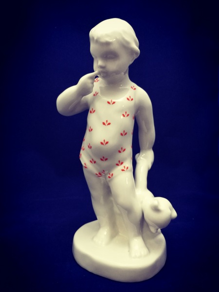 Еще одна коллекция: фарфоровые детки с мишками (фото 9)