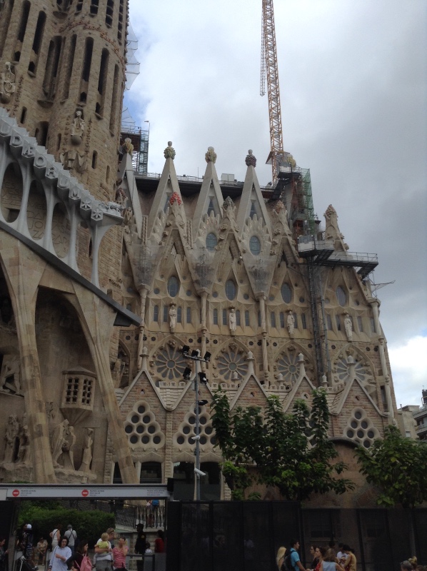 Путешествие Минуш в Испанию. Каталония. ч.2. Донна Барселона. Храм искупления грехов