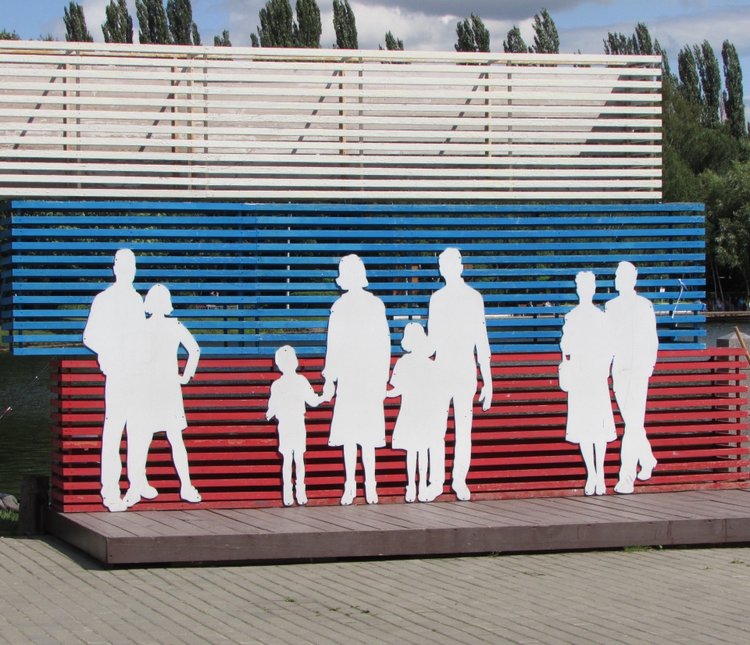 Моя кукольная семья на прогулке в Измайловском Парке (фото 5)