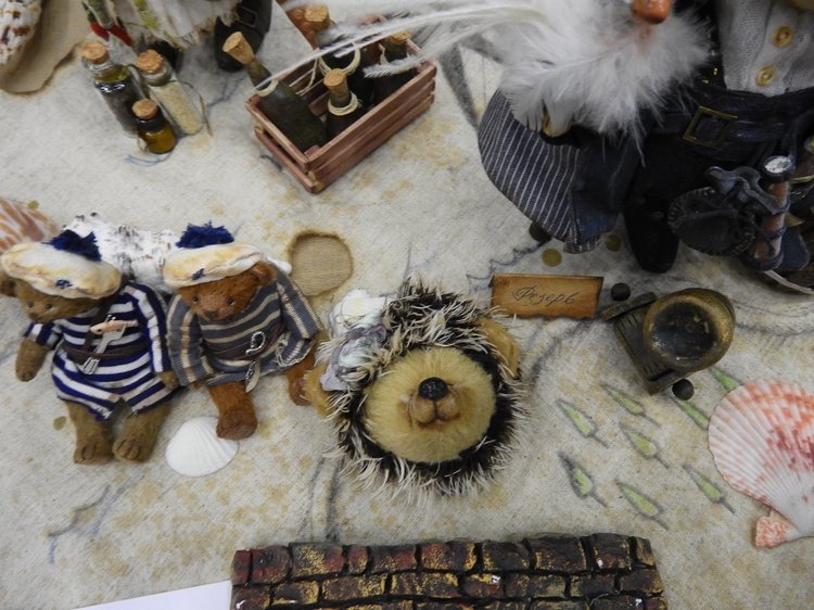 XV Международный осенний салон авторских кукол на Тишинке с 4 по 6 октября 2019 года в Москве. ЁЖИКИ