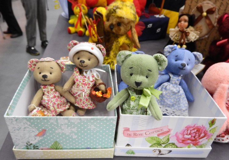 XV Международный осенний салон авторских кукол на Тишинке с 4 по 6 октября 2019 года в Москве - часть 1