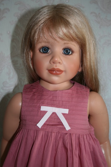 Примерка вещичек — Коллекционные куклы разных авторов (Разное): редкие бренды (фото 7)