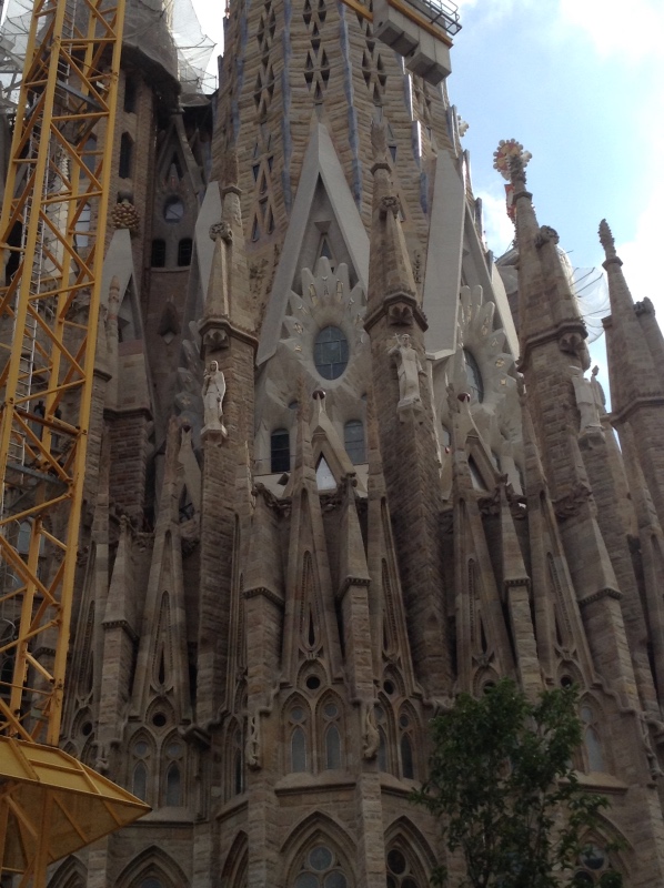 Путешествие Минуш в Испанию. Каталония. ч.2. Донна Барселона. Храм искупления грехов