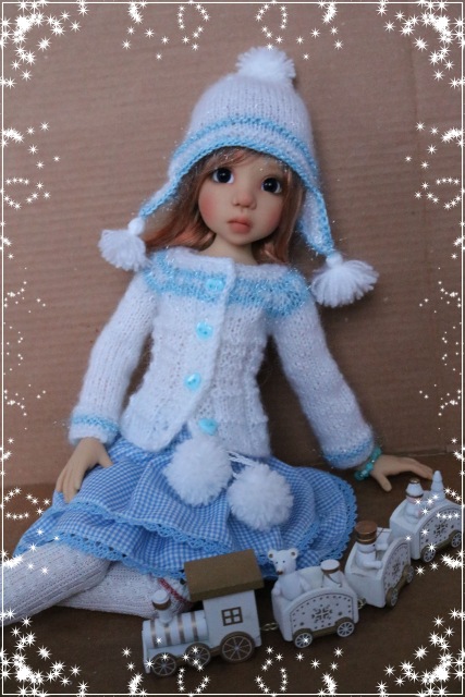 Новый год к нам мчится. Мисси от Kaye Wiggs