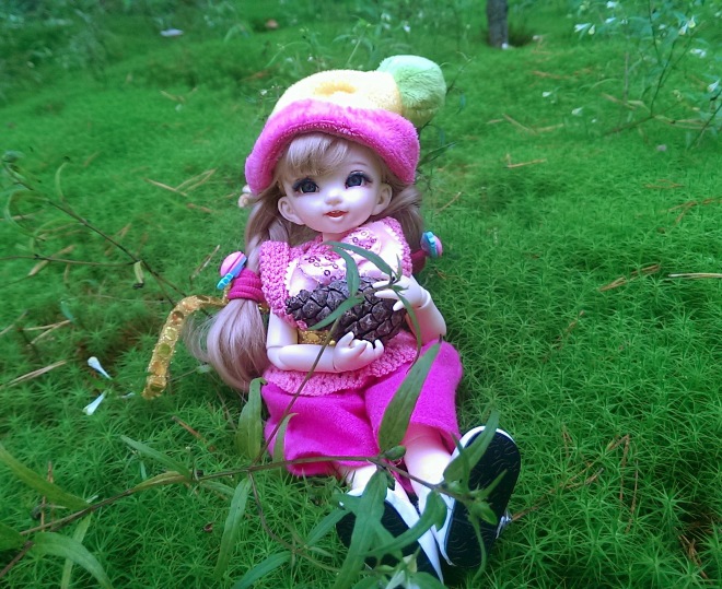 Лесные приключения... Волшебство, сосны, грибы, полетаем)