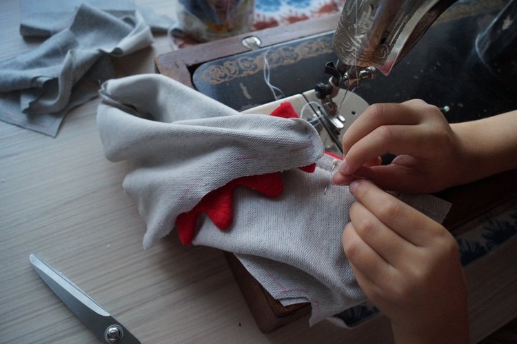 Агаша шьёт для Басика. Толстовка Дракоша (фото 9)