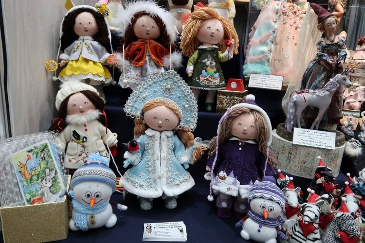Выставка в Гостином дворе декабрь 2019. Искусство куклы X