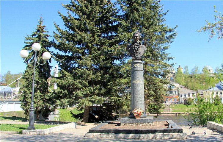 Одуванчиковая нежность, прогулка по Торжку