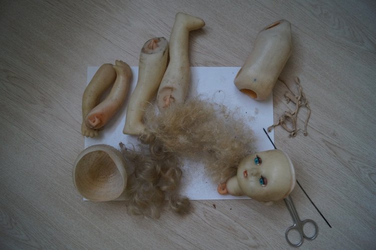 Третья майская выписка. Как вынуть моргучие глазки из головы советских кукол