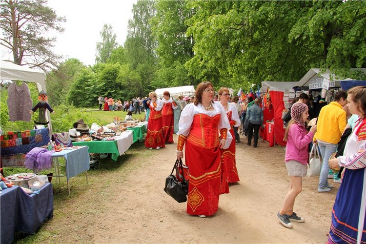 "Троицкие гуляния" в Василёво, 2017 год, продолжение. Архитектурно-этнографический музей под открытым небом "Василёво"
