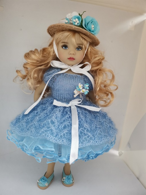 Один наряд и несколько разных кукол. Подбор лучшей модели (фото 9)