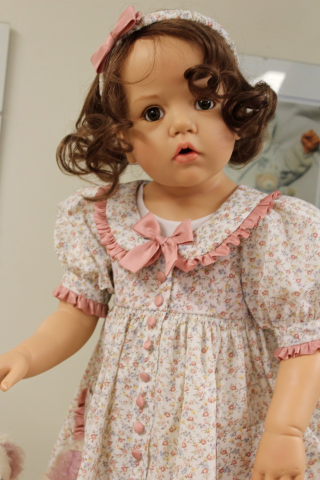 Рождественская встреча в магазине/клубе коллекционных кукол (фото 5)