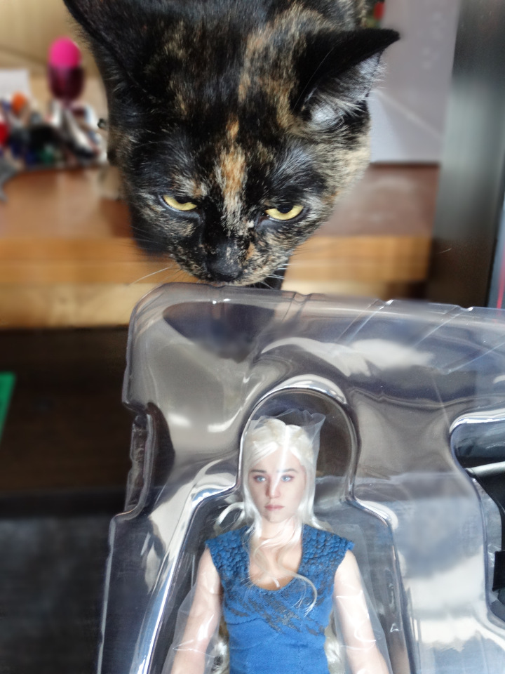 Кхалиси приехала! Экшен-кукла Daenerys от ThreeZero (фото 5)