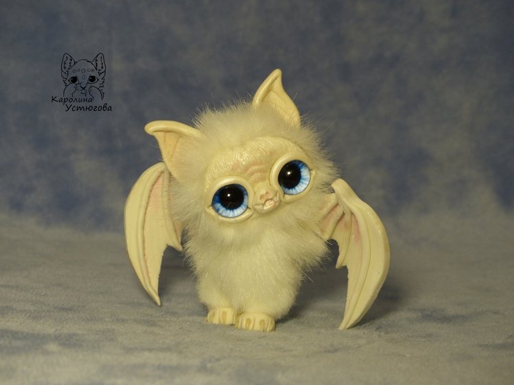 Летучие мышки, белые. Мы наконец-то успели на Хеллоуин