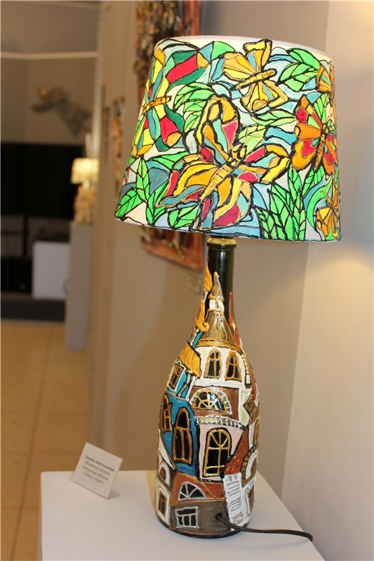 Выставка "Стекляндия" Елены Буровой в Твери