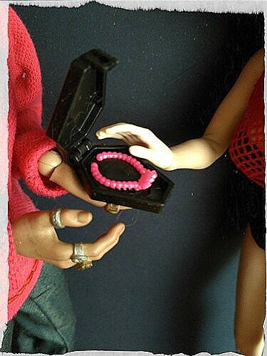 У пилона — Игровые куклы разных производителей (Разное): редкие бренды