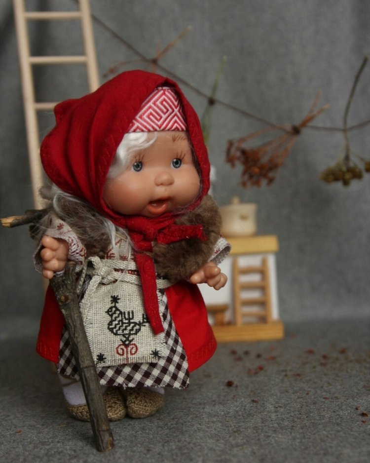 Что стар, что млад — Куклы Nines d'Onil (Нинес): Миа (Mia) (фото 6)