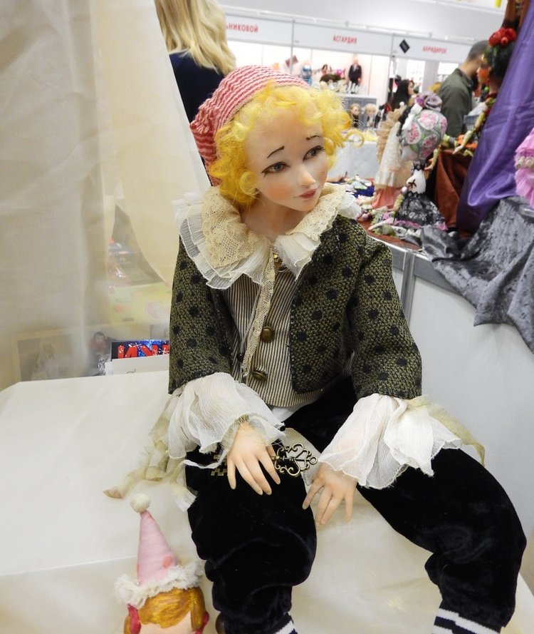 XV Международный осенний салон авторских кукол на Тишинке с 4 по 6 октября 2019 года в Москве - часть 4 (фото 7)