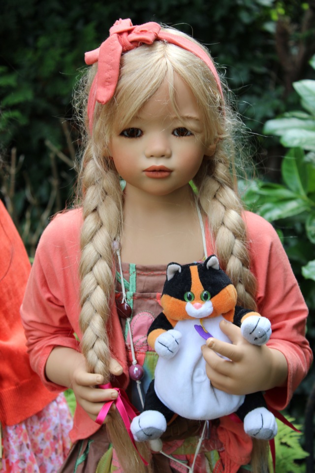 Две сестрички, две Анны Лу - часть вторая. Оранжевый бум