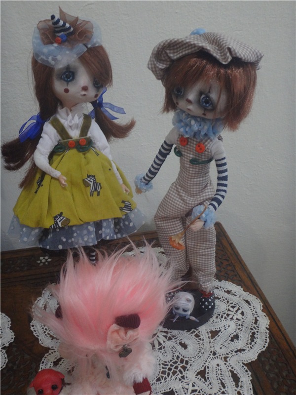 Выставка " Лабиринты кукольной жизни"