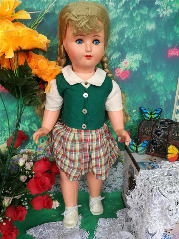 Заплетают мне косички: Мило, даже симпатично