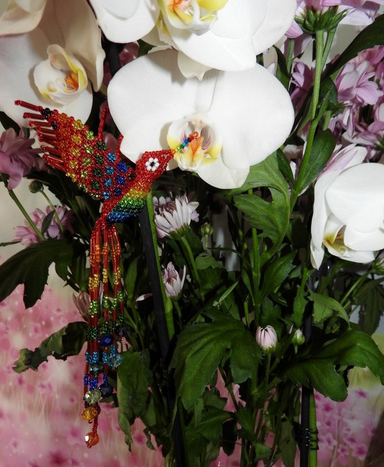 Колибри из бисера — Вышивка крестиком