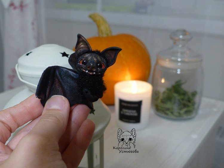Миниатюрная летучая мышь — Игрушки в смешанной технике (мех и глина): Арт (фото 9)