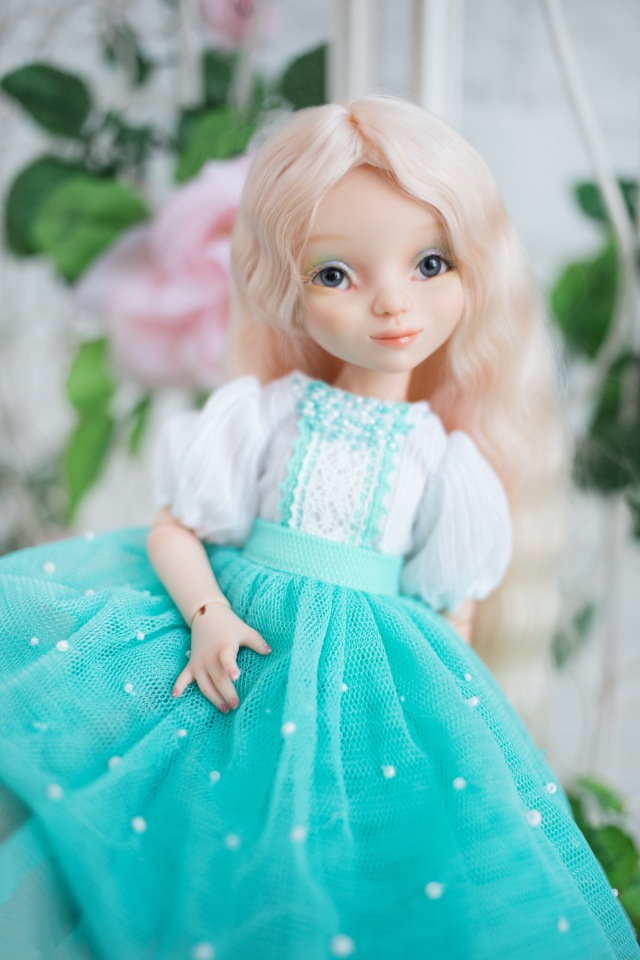 Сестры Эшли и Эйприл для Весеннего бала Кукол