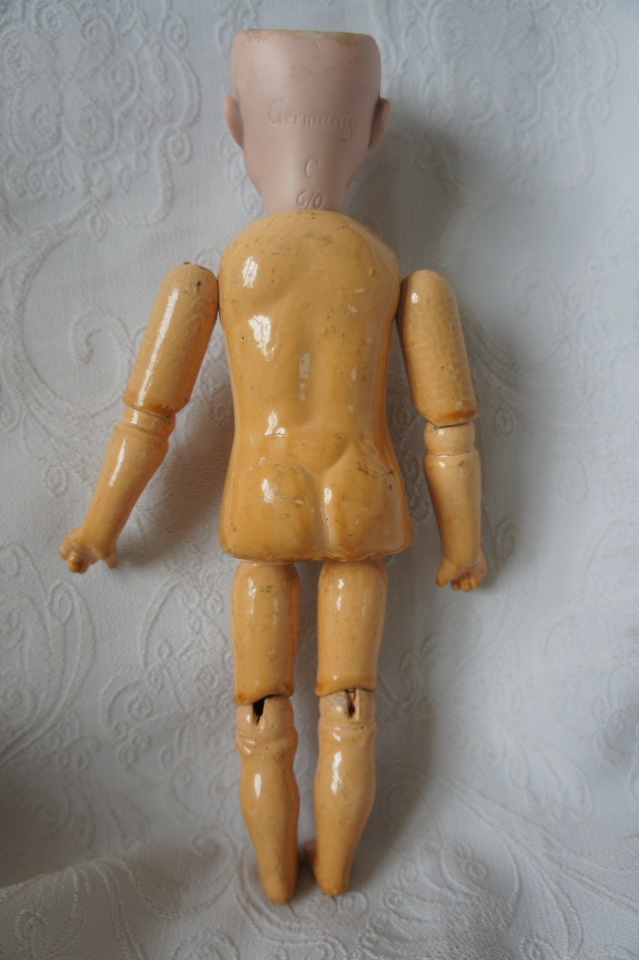 Помогите опознать антикварную куклу (фото 2)