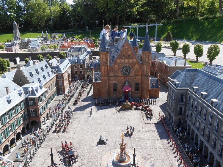 Парк миниатюр Madurodam Голландия
