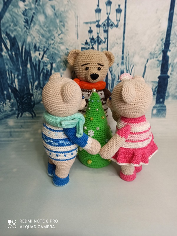 Мишки-близняшки — Вязаные игрушки и амигуруми: крючком