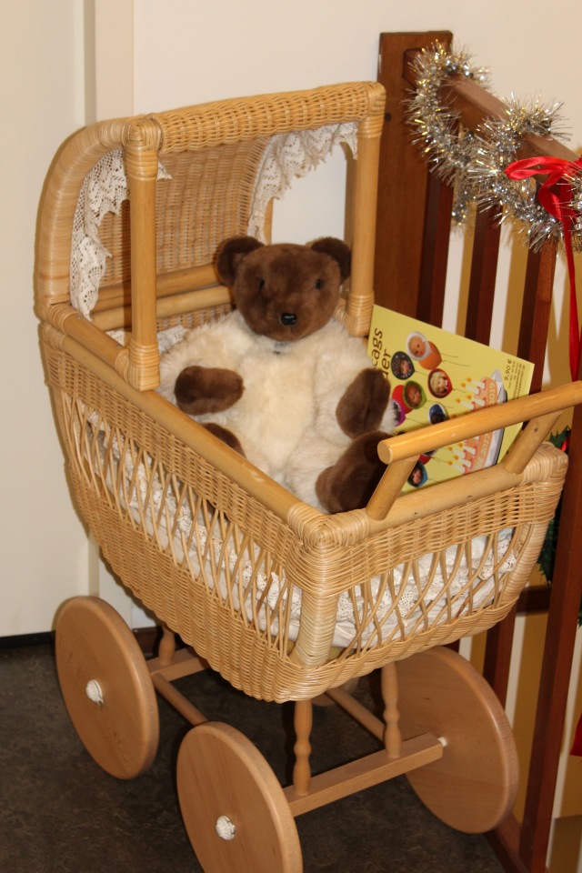 Рождественская встреча в магазине/клубе коллекционных кукол