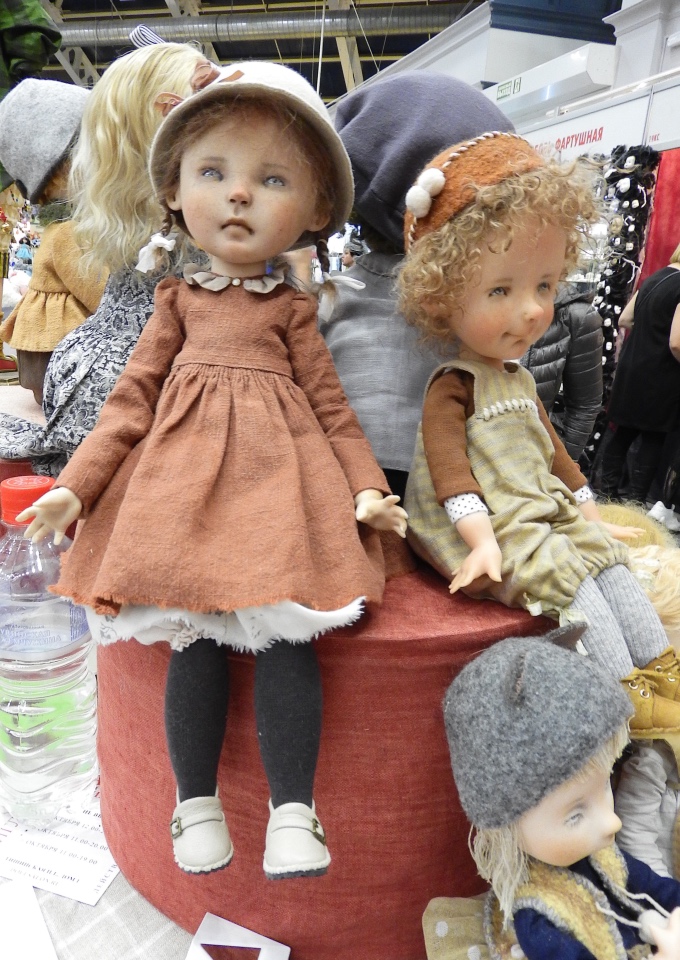 XV Международный осенний салон авторских кукол на Тишинке с 4 по 6 октября 2019 года в Москве - часть 1