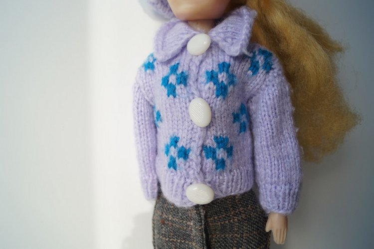 История Анжелики и её гардероба